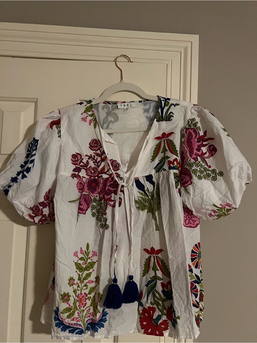THML White Floral Embroidered Puff-Sleeve Peasant Top